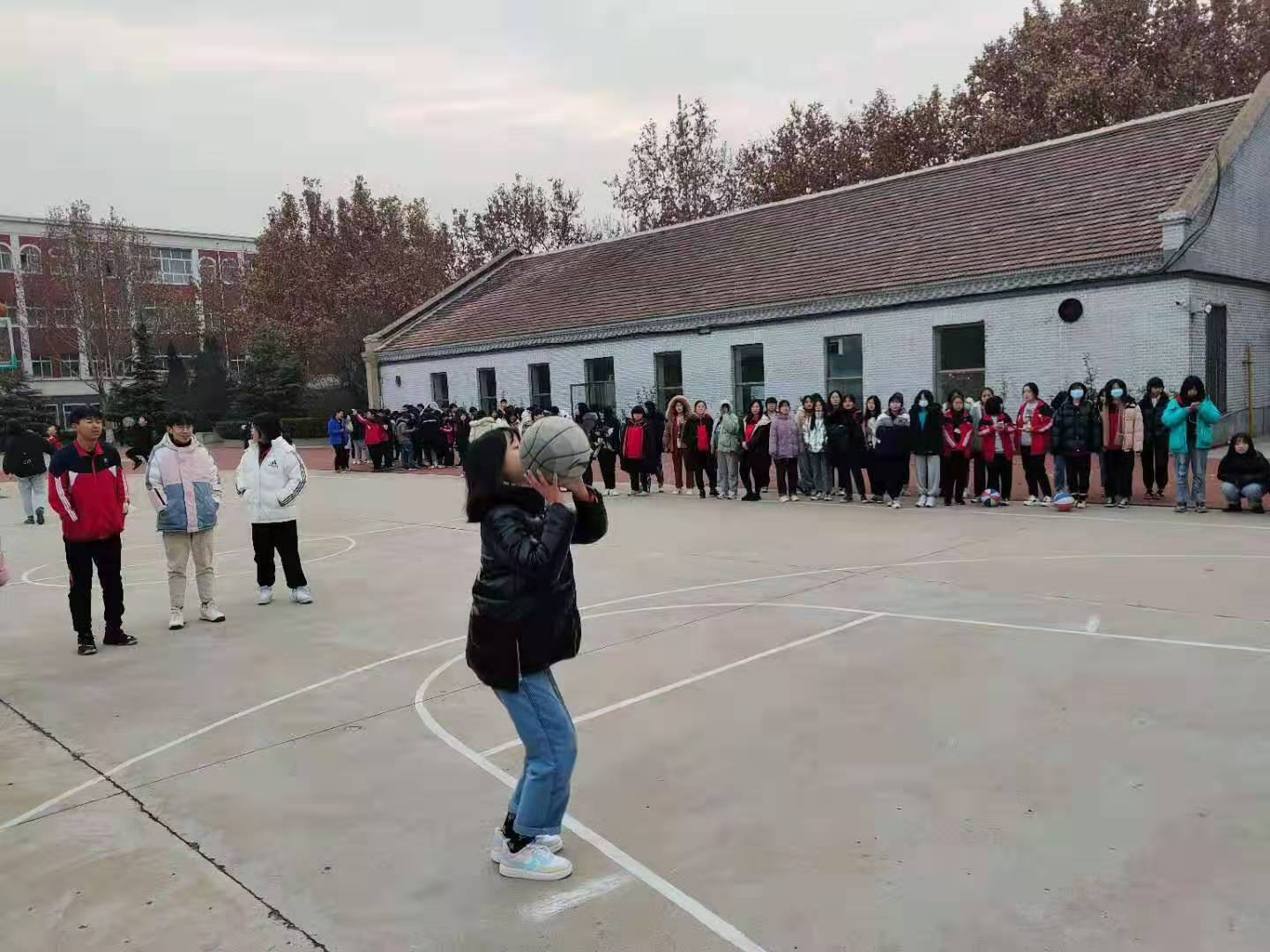 女子籃球對決賽